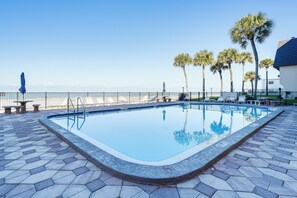 Interior - Beachfront! Indian Rocks Beach Condo w/ Balcony (Indian Rocks Beach)