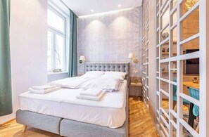Apartment, 1 Bedroom, Fireplace - The Perfect Cozy Oasis (Kraków)
