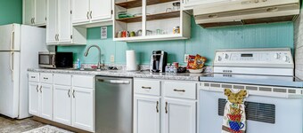 布魯明頓鄉村區域住宅：附露台與庭院