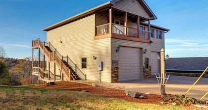 Byrdstown Apartment < 4 Mi to Dale Hollow Lake!