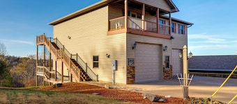 Byrdstown Apartment < 4 Mi to Dale Hollow Lake!