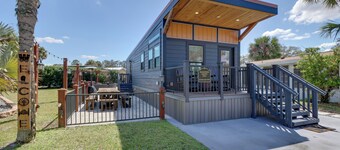 0.5 Mi to Rodeo & Events! River Ranch Tiny Home