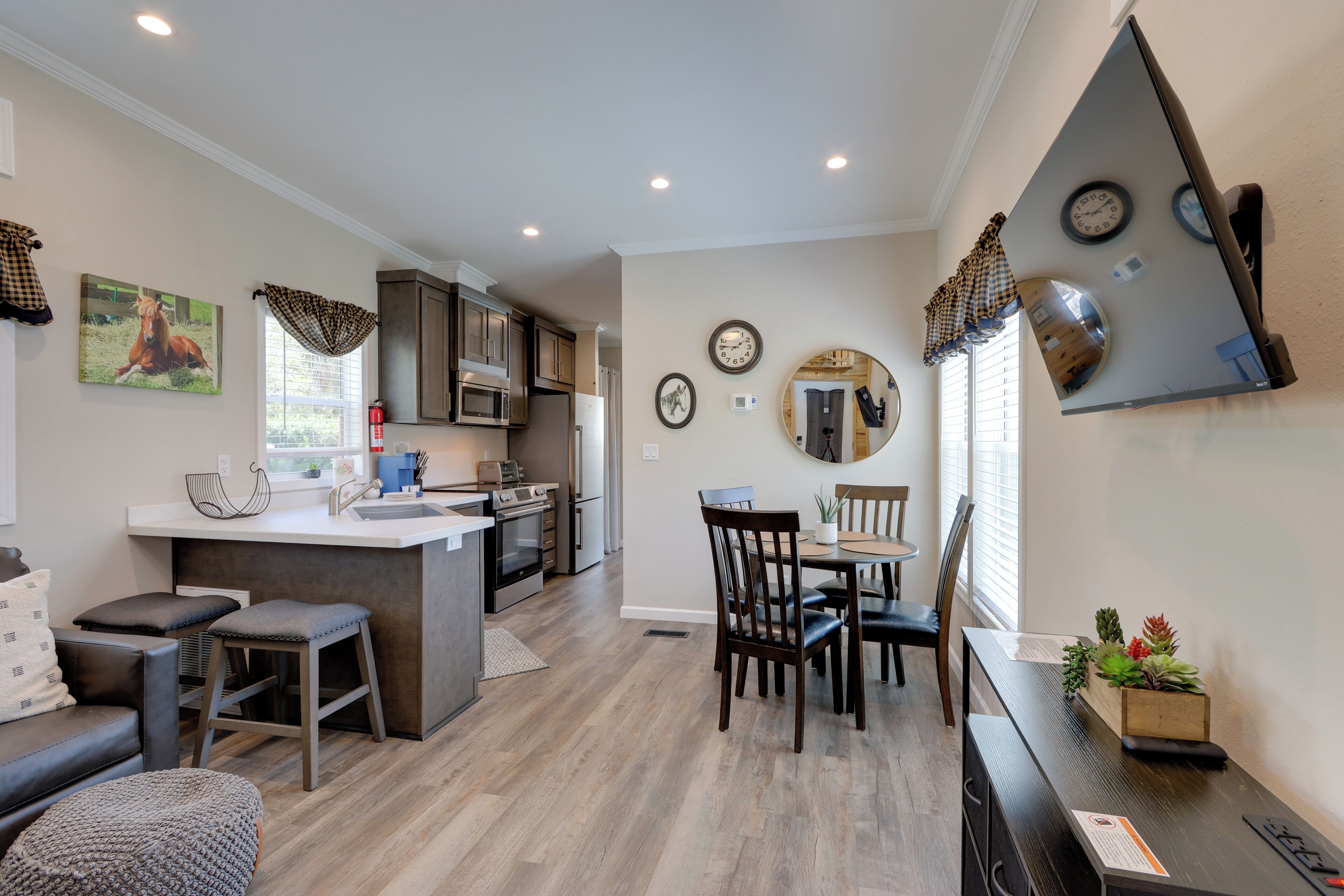 Casa (2 Bedrooms) | Interior