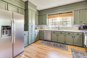 House (3 Bedrooms) | Interior - 9 Mi to Georgia Southern University: Family Escape (Brooklet)