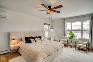 House (5 Bedrooms) | Interior