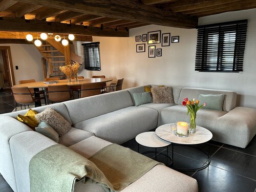 Renovated, charming heritage farmhouse in the heart of the Flemish Ardennes