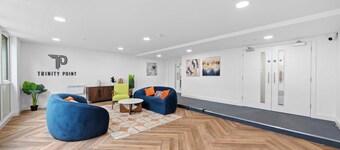 2 Bed Apartment in Central Gravesend w Games Room