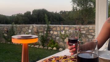 Khu ẩm thực ngoài trời