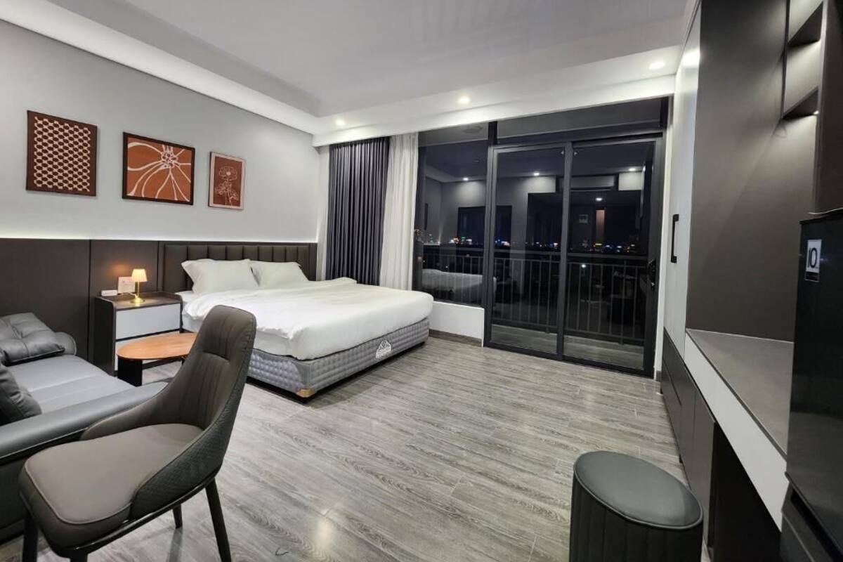 럭셔리 스튜디오, 발코니, 시내 전망