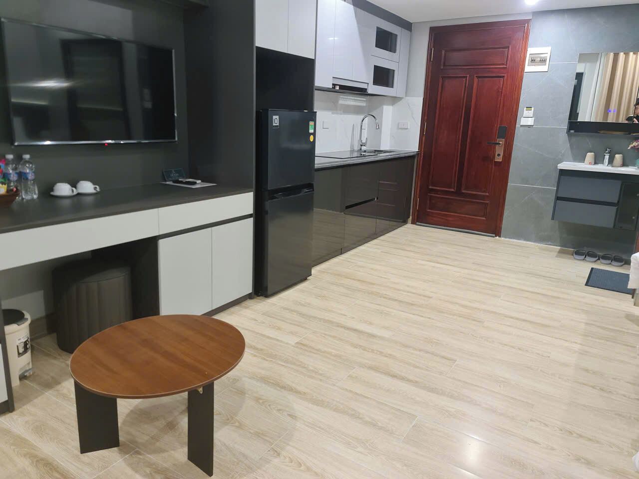 Family Studio, Balcony | Private kitchen