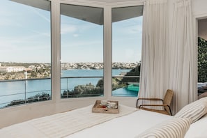 5 habitaciones, tabla de planchar con plancha y wifi gratis 