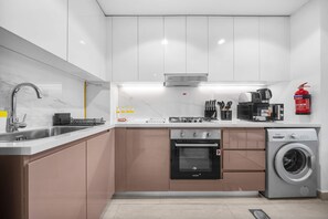 House - Free Housekeeping Visits During Your Stay - Stayshort - Contemporary 2 Bed Retreat in Meydan for 6 (Dubai)