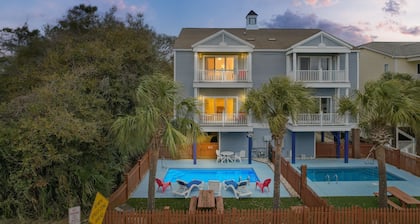 Beachfront Red Sox Themed House Steps from Shore w/ Beach Access