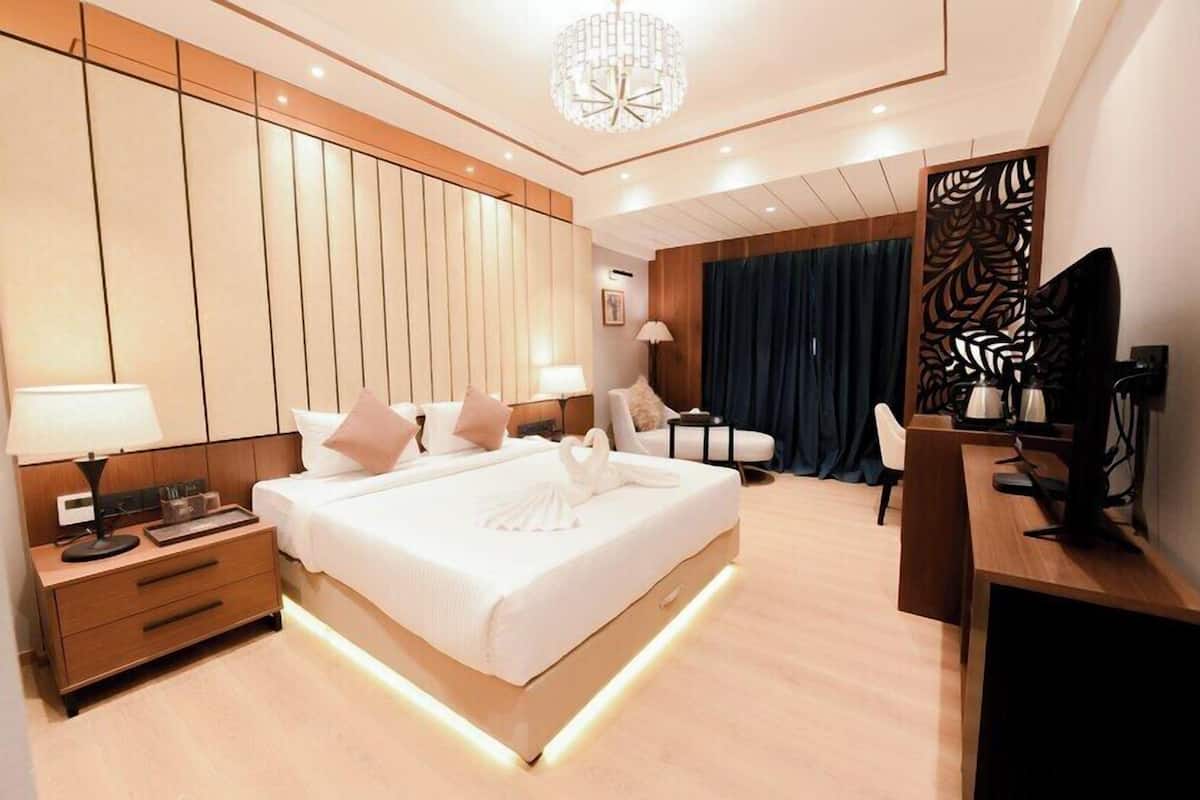 Premium bedding, down comforters, pillowtop beds, free minibar