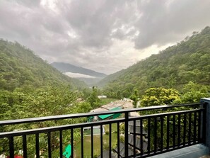 Deluxe Double Room, Balcony, Valley View | Property grounds - Hotel The Rudram Aura  (Rishikesh)