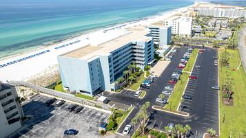 Condo, 1 quarto | Fachada