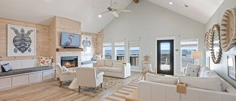 House, 3 Bedrooms | Living area