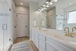 Casa, 3 habitaciones | Baño