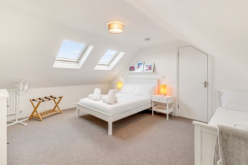 Helens Place - North East Escapes