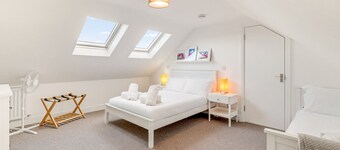 Helens Place - North East Escapes