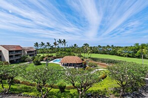 Property grounds - Keauhou Punahele B-207 Ocean Views, Spacious Lanai, Personal BBQ, No Stairs (Kailua Kona)
