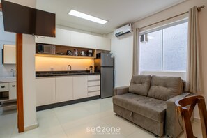 Basic Apartment | Living area - Full Studios in Rio Tavares - ALA (Florianópolis)