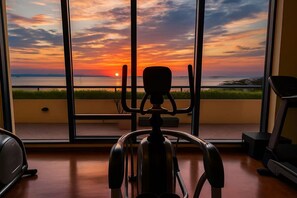 Fitness facility - KanStay · 康宿·云霞海景居
Cloud Glow Oceanview Suite (Manila)
