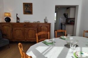 用餐