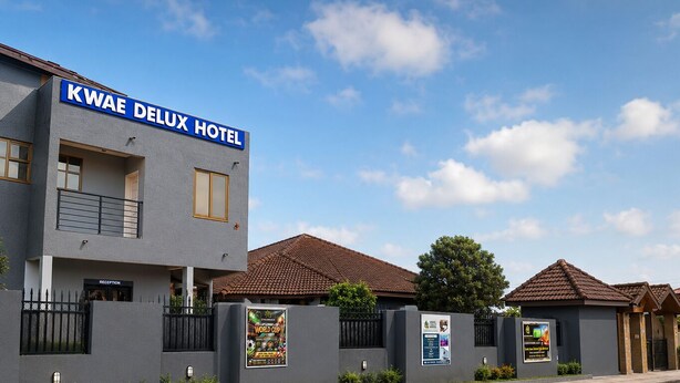 Exterior - Kwae Delux Hotel (Mile 11)