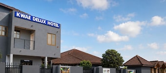 Kwae Delux Hotel