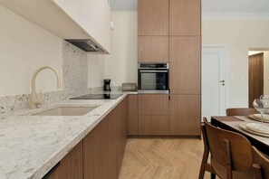 Fridge, oven, stovetop, dishwasher - Stylish Apartment | Close to Old Town Attractions (Gdańsk)