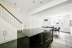Huis, roken | 4 slaapkamers