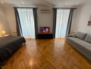 Quadruple Room, Shared Bathroom