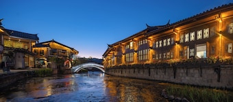 Lijiang Fog Gallery Hotel