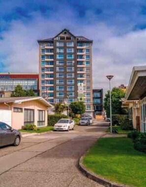 Exterior - Apartment with Terrace and River View in Downtown Valdivia (Valdivia, Los Ríos)