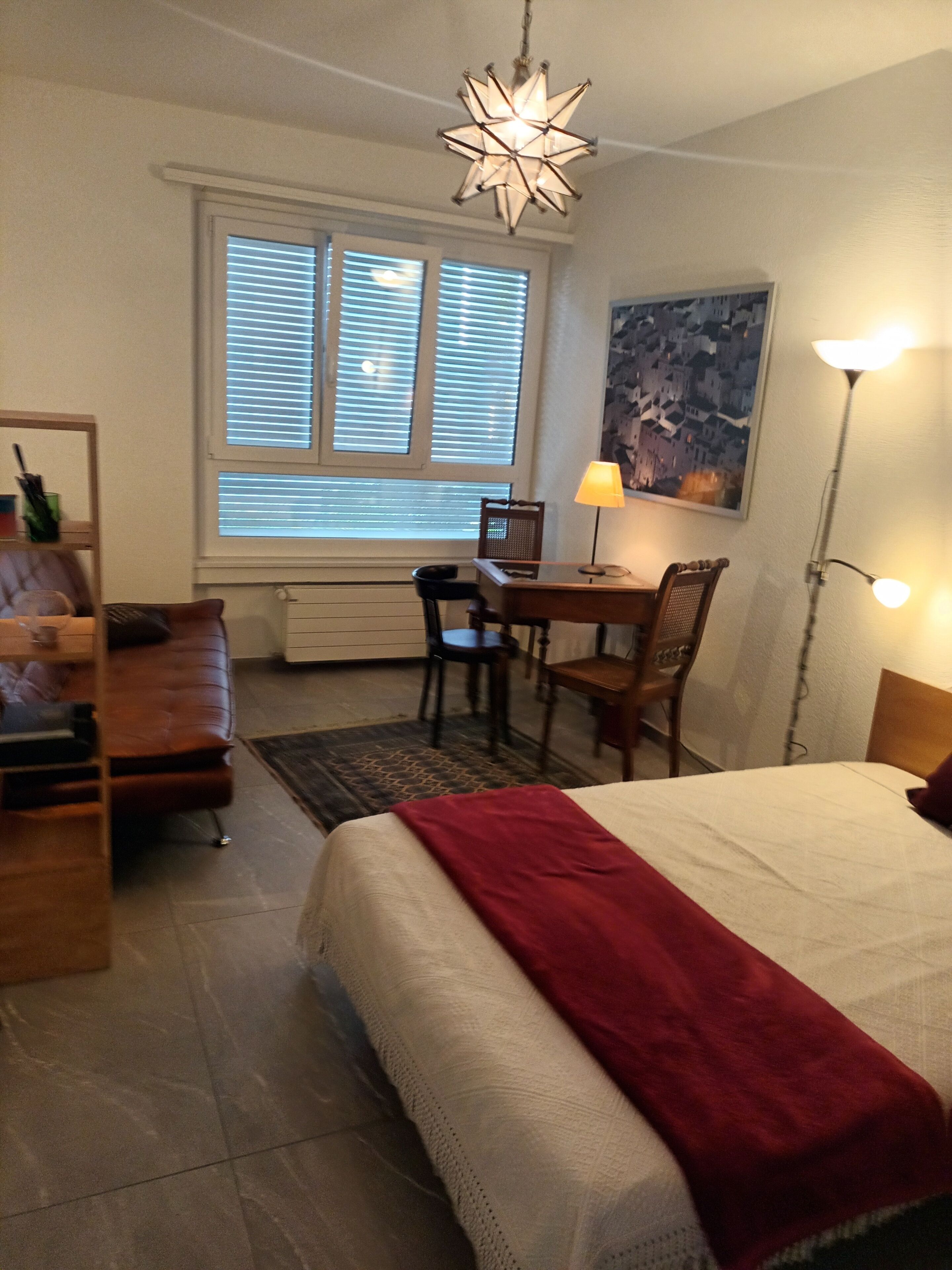 2 bedrooms, in-room safe, desk, iron/ironing board