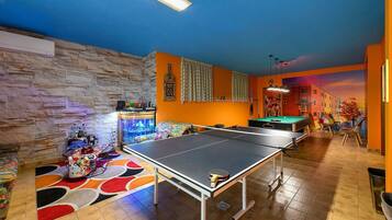 Spielezimmer