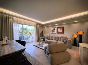 House - Elegant VIP Apartment - Athens Town (Athens)