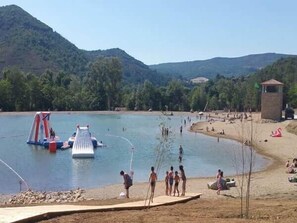 Beach - Riverside 4 bed house full of character and charm (Quillan)