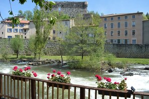 Property grounds - Riverside 4 bed house full of character and charm (Quillan)
