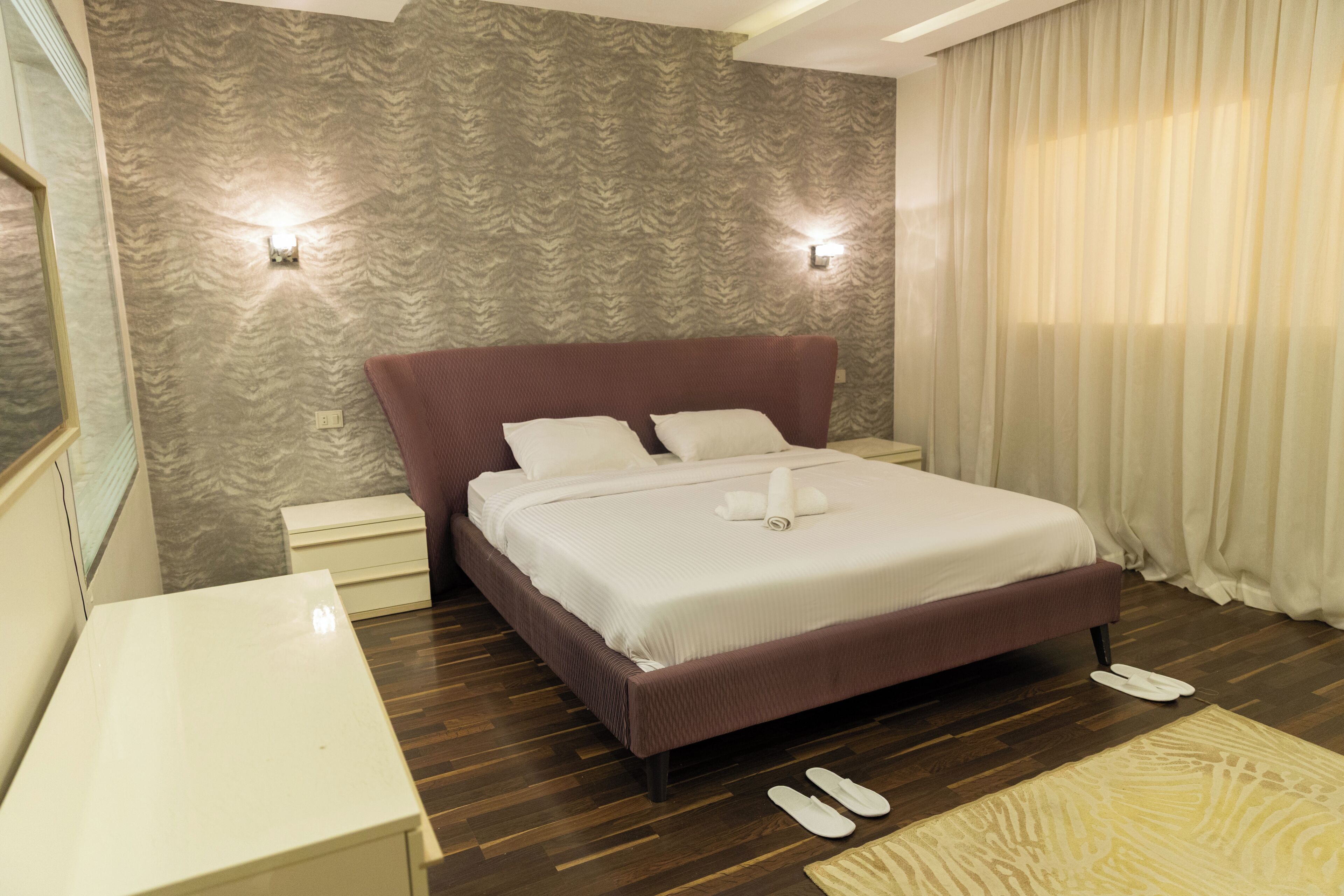 Leilighet – deluxe, privat bad, hageutsikt