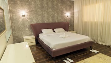 Leilighet – deluxe, privat bad, hageutsikt