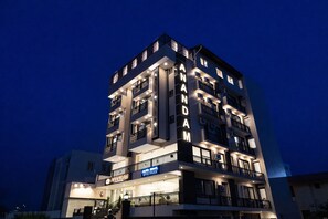 Front of property - Anandam in the Himalyas By Alaya Stays (Rishikesh)