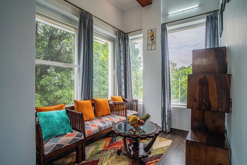 Anandam in the Himalyas By Alaya Stays