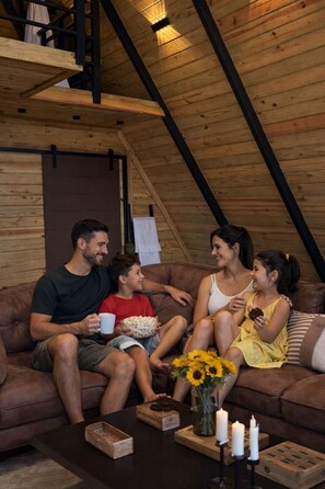 Interior - Alpine Villa | Mountain| Fogata| Private Jacuzzi (Jarabacoa)