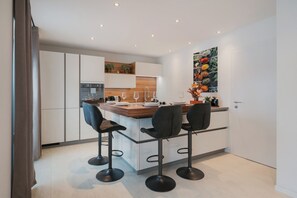 Dining - Modern City Center Apartment at Mirabell Palace (Salzburg Stadt)