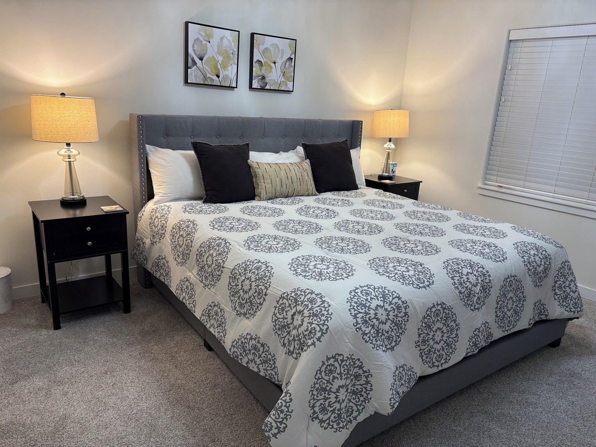 Desk, iron/ironing board, free WiFi, bed sheets