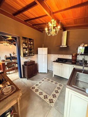Microwave - Pousada Jardim Colonial (Tiradentes)