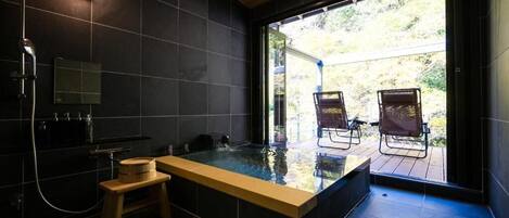 Deluxe Twin Room, Balcony, River View | Spa