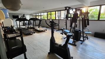 Apartamento básico | Sala de fitness